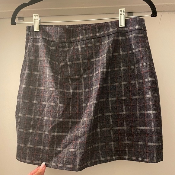 Express Plaid Grey Mini Skirt size 4 - Picture 8 of 9